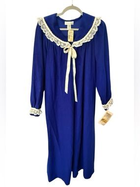 NWT Vintage Komar Royal Blue with Lace Nightgown - Made in USA - Minor Flaw - M